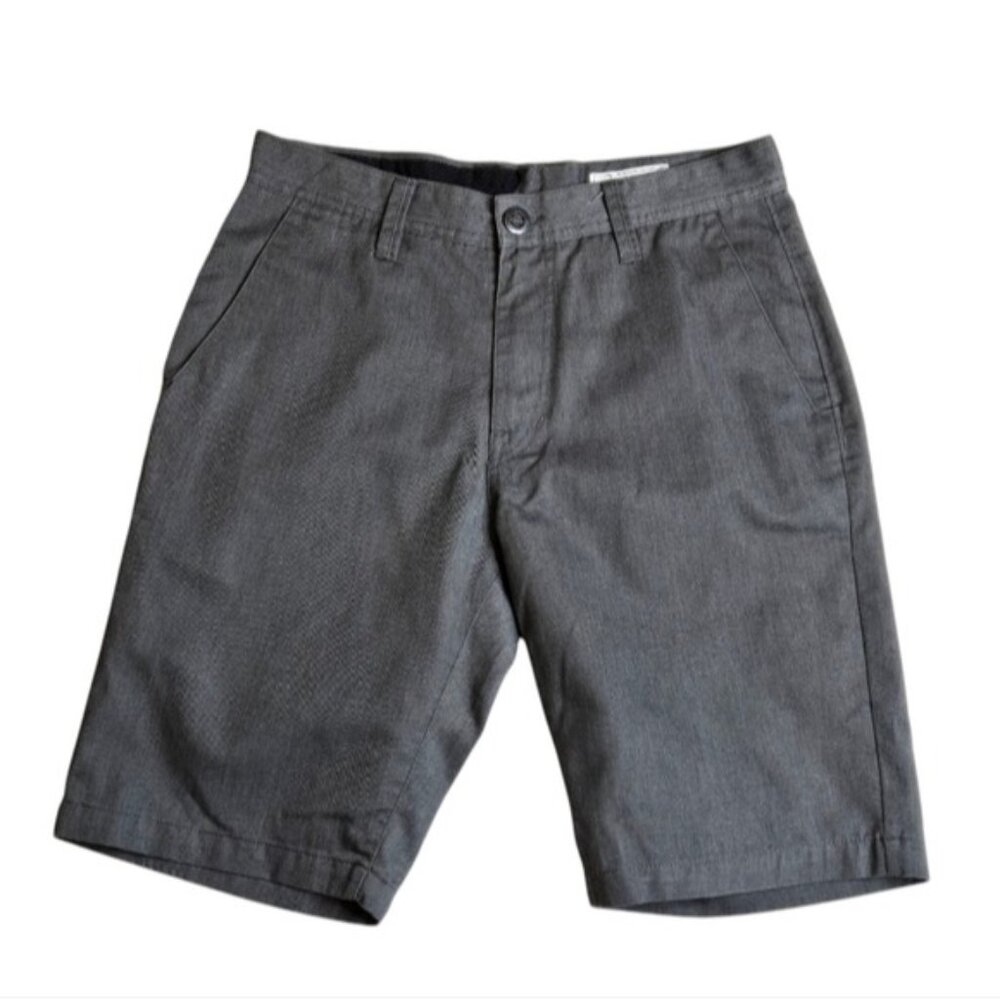 Volcom charcoal gray flat front chino style 10" shorts size 29